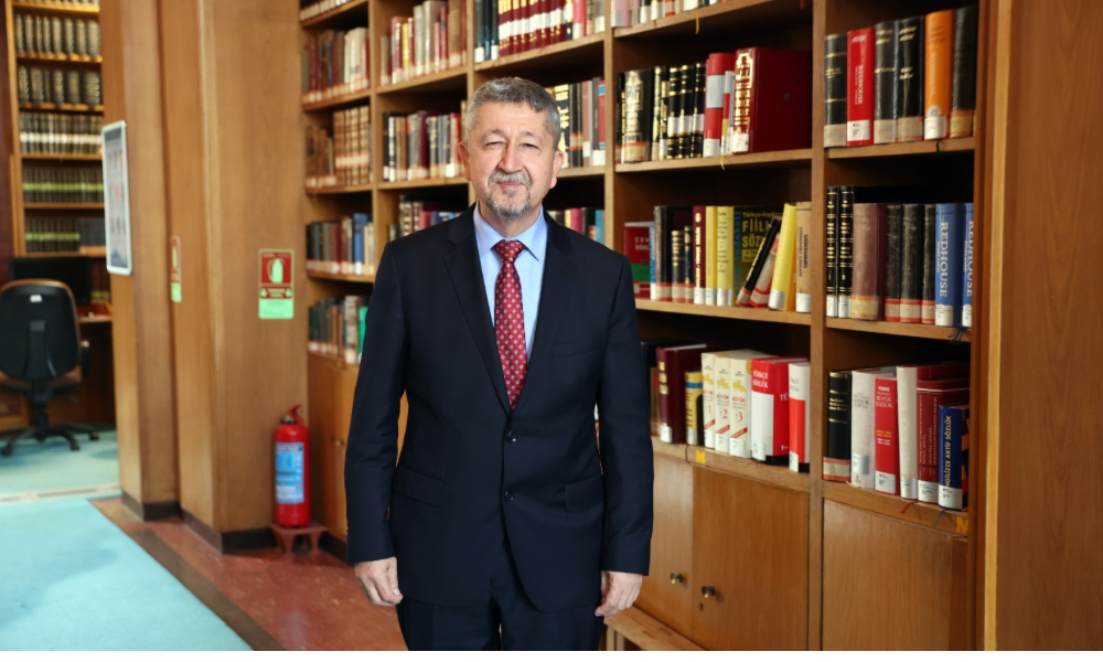 Tarihçi Rıdvan Şükür, yeni kitap projeleri için TBMM’de çalışmaya başladı