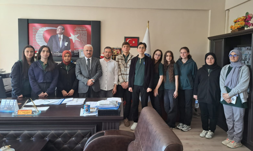 Pazar Fen Lisesi Öğrencileri Ödüllere Doymuyor