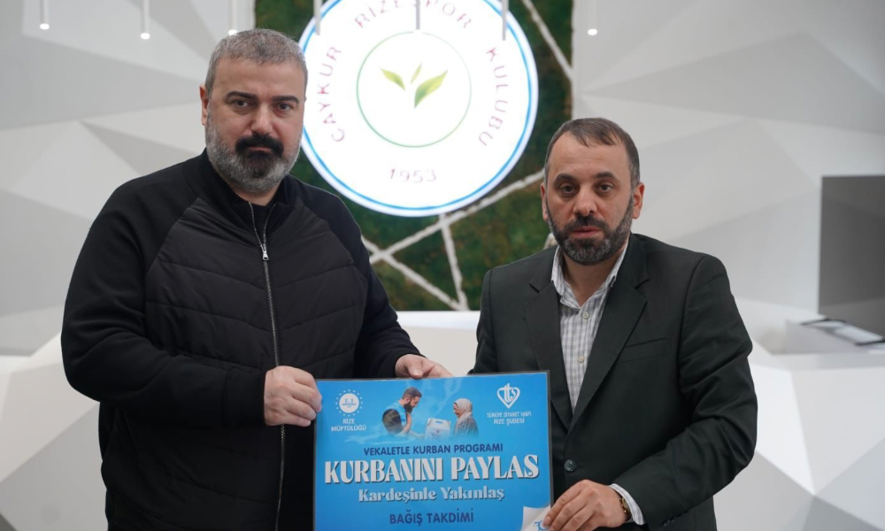 Başkan Kurbanını Diyanete bağışladı