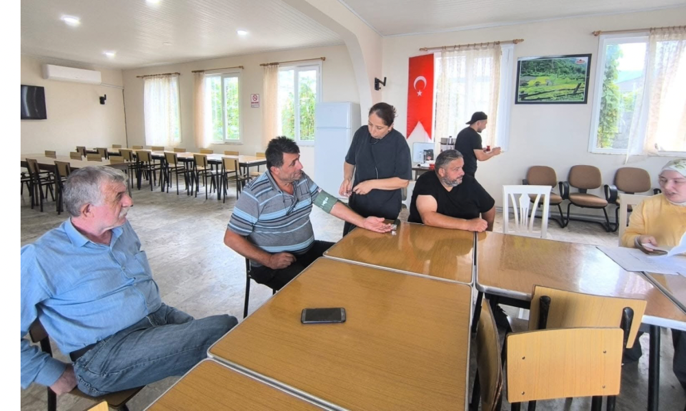Örnek Köyde Sağlık Taramasında Tansiyonlar Yüksek Çıktı.