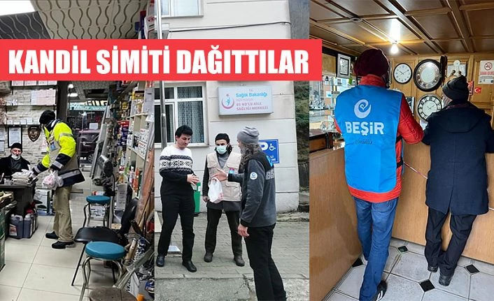 Miraç Kandilini Kutlayıp,Simit Dağıttılar